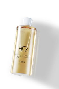 化妝品與鐘表 兩種不同文化下的優(yōu)雅象征